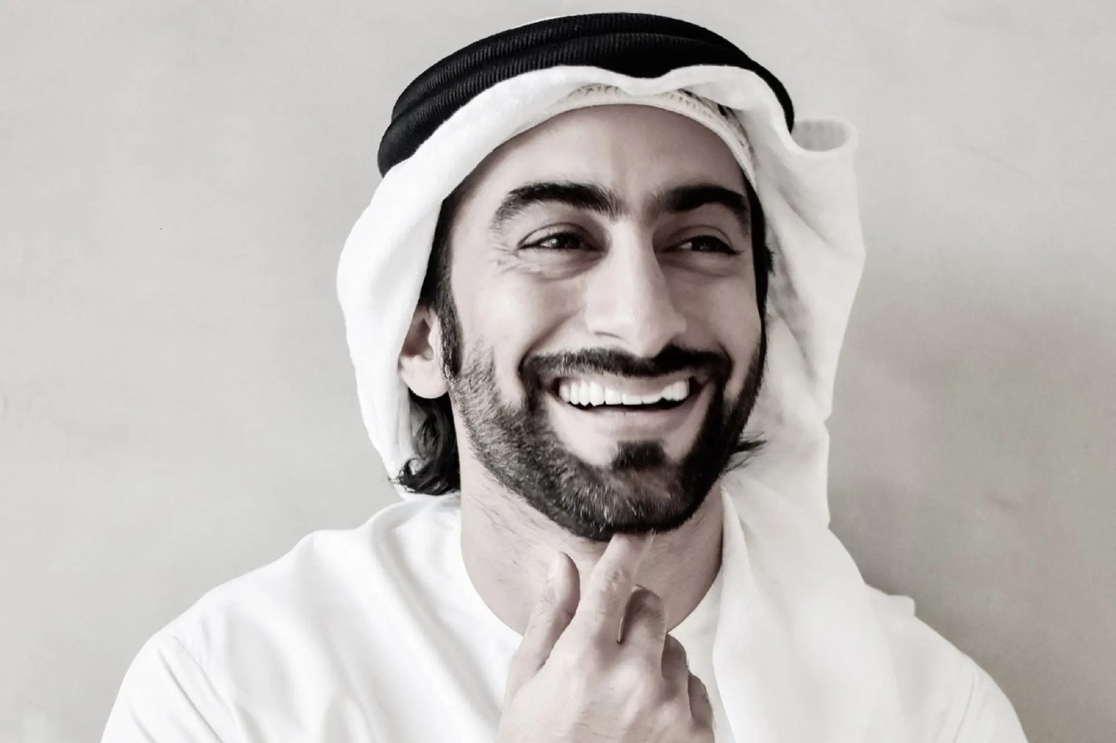 How Does Anas Bukhash Make His Money