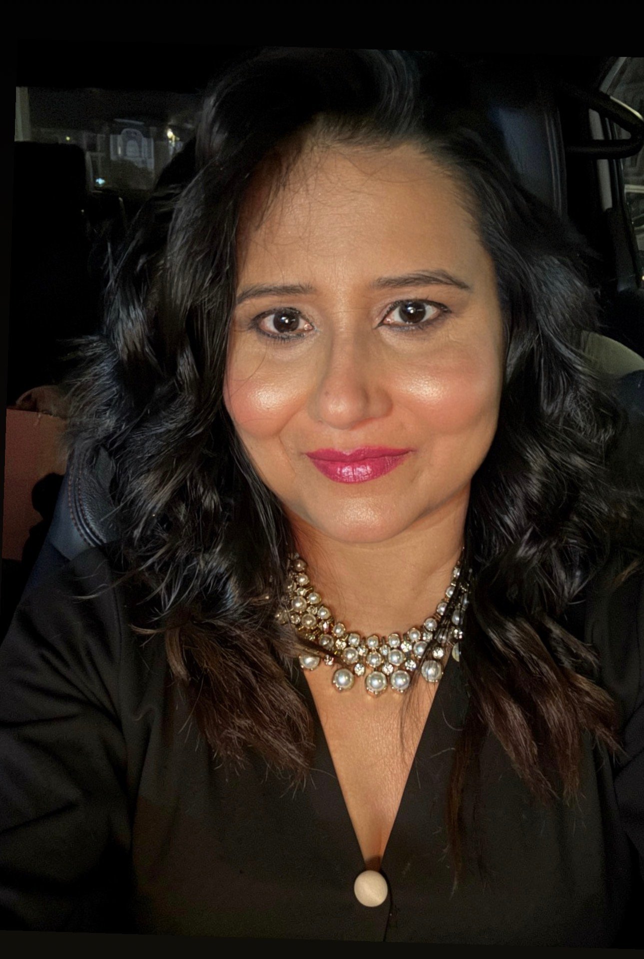 Dr. Tumpa Banerjee Interview: The Artist Who Left the Corporate World and Found Her Canvas 7 Dr. Tumpa Banerjee Interview 2